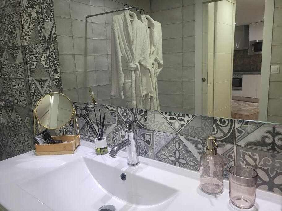Apartamento Lirio De Agua Granada Centro Leilighet Eksteriør bilde